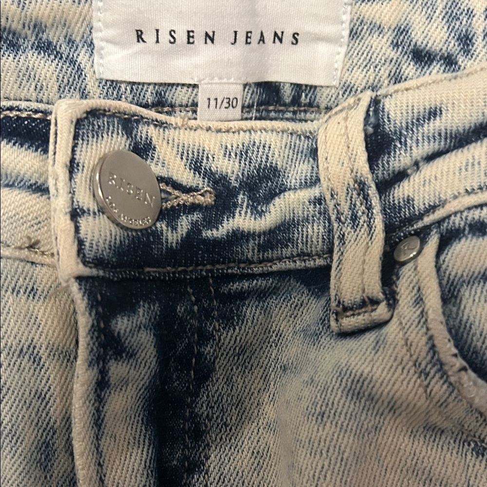 Distressed Light Blue Jeans - Picture 2 of 9